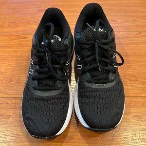 Ascis Gel Excite 8 Women Running Sneaker